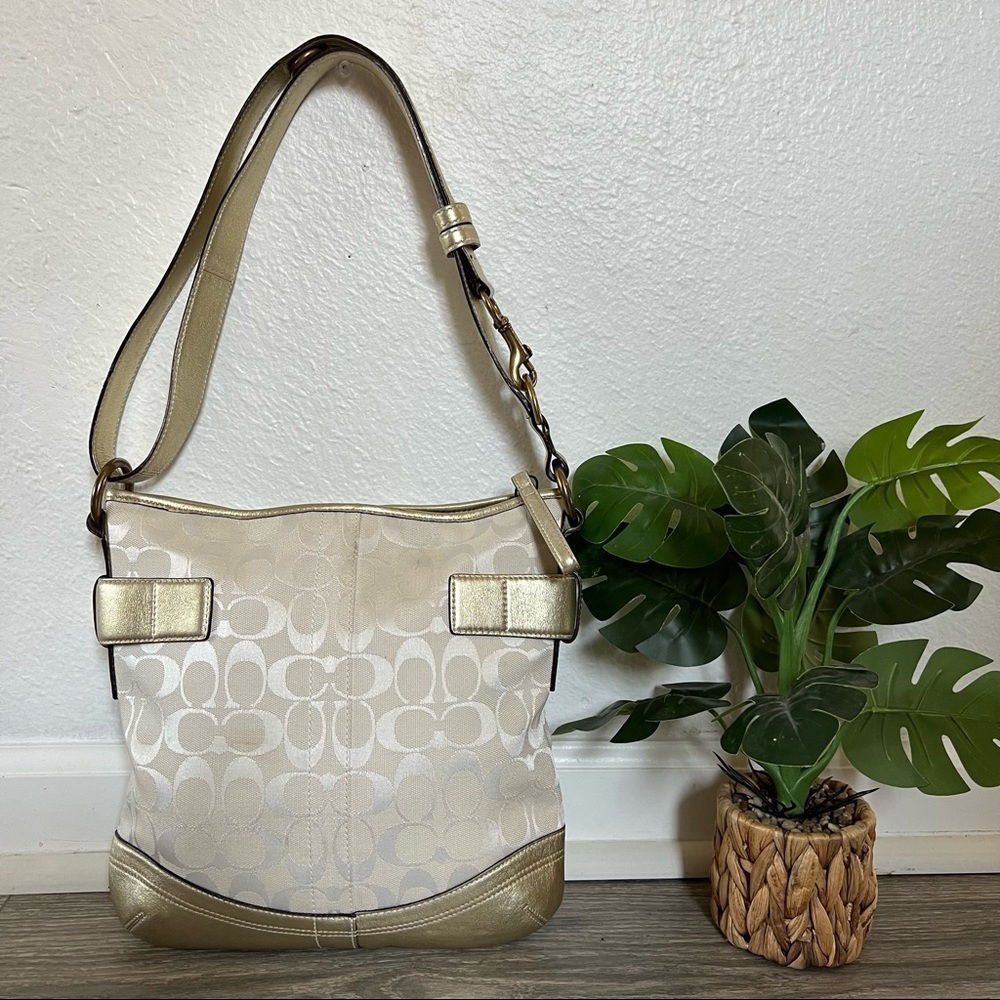 Coach signature monogram canvas gold/white combo - Picture 5 of 7